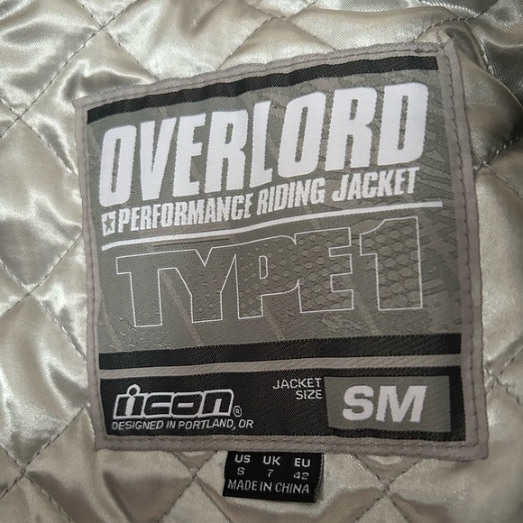 Women’s Icon Overlord Motorcycle Jacket - Picture 11 of 14